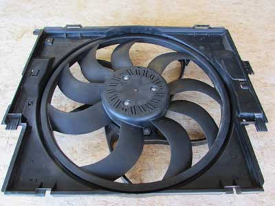 BMW Radiator Fan Assembly Johnson Electric 400W 17427640509 F22 228i F30 320i4